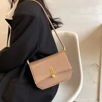 Simple Texture Small Square 2022 New Fashion Single Shoulder Autumn and Winter Solid Color Com-muter Messenger Women's Bag