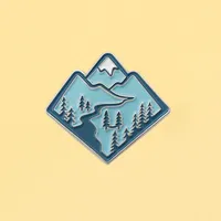 Montaña Aventura Esmalte Pines Lindo Bosque Paisaje al aire libre Explore Naturaleza Metal Dibujos animados Broche Joyería de moda Lapel Badges1