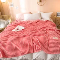 Wassermelone Rote Farbe Decken für Betten Einzelkönigin Flanell Coral Fleece-Decke auf dem Bett Weiche warme Dicke Bettdecke 201113