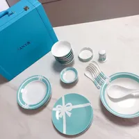 Bone China Blauer Bogen Keramik Geschirr Nordic Western Food 28-teilig Set Schüssel Platte Suppe Löffel Kombination Kreative Dim Sum-Platten