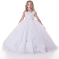 2021結婚式のレースの女の子のための白い花の女の子のドレスは、Pageantガウンの子供たちの最初の聖体拝領の王女のドレス