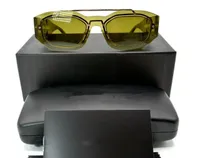 남성과 여성을위한 선글라스 여름 2235 스타일 안티 - 자외선 레트로 플레이트 전체 사각형 프레임 패션 안경 무작위 상자