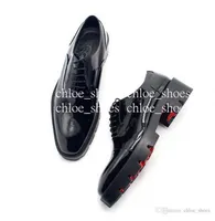 Red Sole Oxfords hechos a mano Hombres zapatos de negocios formales zapatos de boda zapatillas de vestir brogue zapatos