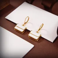 Luxurys designers smycken enkelhet mode halsband örhängen för kvinnor mångsidig väska öron studs halsband män känsliga trend smycken 2021