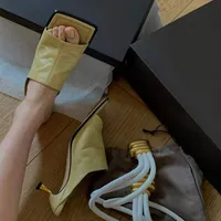 슬리퍼 ins 패션 새끼 고양이 뒤꿈치 뮬 오픈 스퀘어 발가락 2021 여름 드레스 슬라이드 노란색 야외 공식 신발 여성 샌들