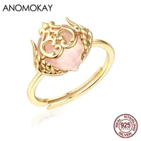Clusterringe Anomokay Openwork Heart Wing Pink Crystal Gold Color Fashion 925 Sterling Silber Free Größe Ring für Frauen Liebhaber Geschenk