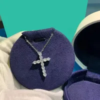 Luxurys Designers necklace women jewelry high quality Sterling Silver classic cross key diamond necklaces lady clavicle chain sweater chains style very good nice