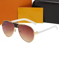 Luxury Designer Mens Kvinnor Solglasögon Körning Toad Fashion Sun Glasses UV400 Adumbra