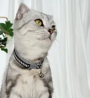 Cat Collar prowadzi Refleksyjny kołnierz Dzwonek Pies Dla kotów Puppy Kotek Pet Lead Chihuahua Smycze Dostawy