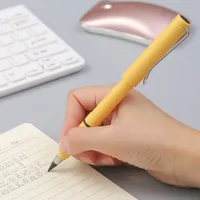 Svart teknik Evig penna 0.5mm HB Verktyg Obegränsad skrivpennor Radig penna för barnmålning Ritning XX
