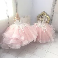 ウィンドームキャップスリーブプリンセスバプテスマファーストコミュニオンドレスのための花の女の子のドレス