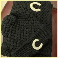 Hotsale women knit Cashmere Scarf Beanie Sets Luxurys Designers Caps Hats Mens Women Fitted Hats Casquette brands scarfs