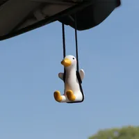 Petit pendentif oscillant de canard avec sac à ornement de voiture à suspendre les effets personnels apporter une bonne chance à la maison