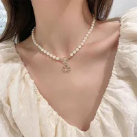 Korean baroque pearl smiling face Necklace Female Minority light luxury clavicle chain temperament new ot buckle accsori neck chain
