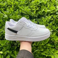 New Classic men women white black sports casual shoes sneakers womens mens trainer