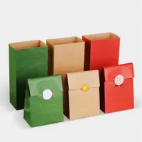 Enveloppe cadeau en papier kraft épais sac carré carré de Noël bonbons de bonbons d'emballage en gros en gros en stock faveurs
