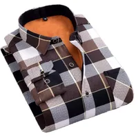 قمصان رجالية عارضة AOLIWEN 2021 الرجال منقوشة طويلة الأكمام الدافئة قميص الصوف الفانيل الصوف الشتاء بالإضافة إلى المخملية ضئيلة fit1