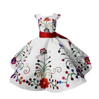 2022ホワイトメキシャンの女の子のページェントドレスQuinceaneraミニボールガウンサテンの花刺繍入り甘い16のドレスのウェディング