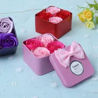 4個の石鹸の花の贈り物の必須風呂ボディの花びら石鹸香りのバラの花のブレイプレートの花石鹸の結婚式の装飾ギフト