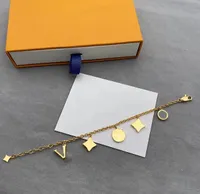 Unisexe Designer Charm Bangles Gold V Letter Bijoux de haute qualité