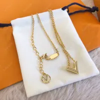 Designer Necklace Fashion Love Bracelets Chain Letters Pendant V Gold Neckwear For Women Party Wedding Luxurys Jewelry Box New 22010603R