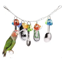 Andere vogelbenodigdheden Parrot Hanging Chew Toy Sports Schoenen Metalen Lepel String en Speelgoed Set Playing Training Stress Relief