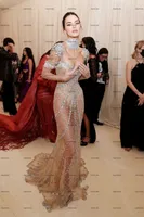 2022 Metgala Kendall Jenner Prom Dresses Luxus Kristall Meerjungfrau Sexy Sehen Sie durch schwarze Girls Graduation Langarm Party Abendkleid