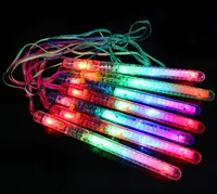 Bâtonnet de fête d'anniversaire flash coloré en gros avec lanière à LED electronic Glow Stick Concert Concert Concert Accrocs Bâtons de lumière