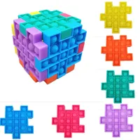 Головоломка против стресса FIDGET TOY PUSH BUBBLE SENSOY SENSORY CUBLE PUZLED K детей Push Pop Cubik's Cube Squeezy Squeeze Desk Toys