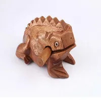 Thailand Lucky Frosch mit Trommelstift Traditionelle Handwerk Home Büro Dekor Holzkunst Figuren Miniaturen Großhandel