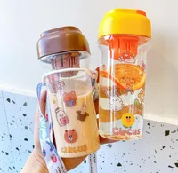Den senaste 18.6oz baby barns plastmjölk kaffe mugg, drop-proof portable te making koppar, många typer av tryck stilar jje10248