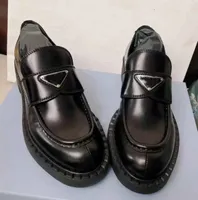 [con caja] Top Luxury Women Lug Sole Monolith Loafer Zapatos Plataforma Chunky Platform Sneakers Slip en Platfrom Sneakers Lady Cuero Blanco Blanco Comfort Caminando