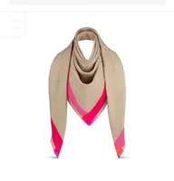 Nuevo marcador de diseñadores de alta calidad Bufandas de seda de cachemir para mujeres Bufandas de lujo para hombres y mujeres Macha para mujeres 140*140cm