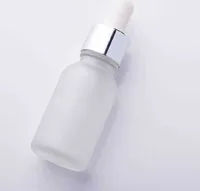 Botella de gotero escarchado transparente de 15 ml 20 ml Esencia de la muestra de aceite Cosméticos en la botella de cristal de tubo de tracción separado