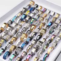 100 stks / partij mode multicolor rvs liefde ringen voor vrouwen mannen verschillende stijl partij geschenken sieraden groothandel