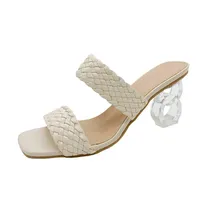 Hausschuhe Akexiya 2021 Sommer Frauen Maultieren Folien geflochtene Schnur 7cm transparent sandal fretwork fersen schuhe weiblich