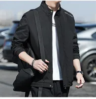 Onafhankelijke merkjas Mens 21SS Herfst Koreaanse Jeugd Student Fashion Merk Coat Slanke en Knappe Casual Herenkleding