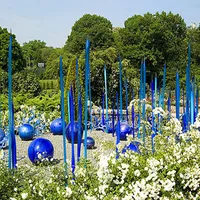 Artisanat de luxe Artisanat debout Lampes de plancher Lumières Verre de Murano Spears pour Jardin American Style Ingénierie Sculpture en plein air