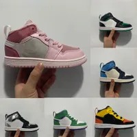 أحذية أطفال كرة السلة Jumpman 1 Obsidian Chicago Bred Sneakers الرضع 1S 1 طفل الصنوبر الأخضر رويال مدربي العسكرية الحذاء الأزرق