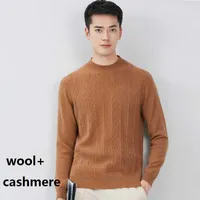 Suéteres para hombres Cashmere Punto marrón suéter pelado Vintage Moda de gran tamaño Turtelneck Hombres Ropa japonesa Punto de invierno Punto de invierno