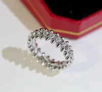 Donię Biżuteria Prestiżowy pierścionek przesadzony Europejska i Amerykańska Moda Bullet Head Titanium Micro-inkrustowany Cyrkon Kreatywny Projektant Pudełko Pudełko