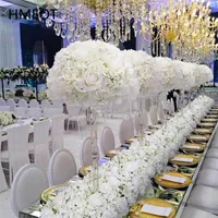 装飾的な花の花輪の花輪のローズ造花の花の配置テーブルの中心ピースボールの結婚式のアーチ背景装飾ローパーティーレイ