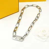 Diseñador de mujeres colgantes collares de lujo encanto joyería para hombre cadenas de hechos collar de oro cadena de plata colgante f collares de la fiesta de boda regalo