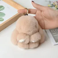 Anahtarlıklar 15cm Kawaii Mini Kaninchen Plülch-Schlüsselanhänger Weiche Angefüllte Oto Dekoration Schlüsselring Plümoskuk Puppe Spielzeug