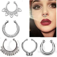 Moda Fake Septum Steel Steel Nose Ring Cute Grils Studs Piercing Srebrny Kryształ Indian Ciało Clip Hoop Dla Kobiet Biżuteria Prezent