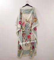 민족 의류 쿠웨이트 독점적 인 실크 드레스 길이 : 130cm 흉상 : 130cm 2021 패션 인쇄 Dashiki 여성 긴 드레스 / 가운 kaftan