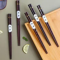 Chopsticks 10 Para stałe drewno antypoślizgowe Sushi kije Chop Chiński prezent wielokrotnego użytku