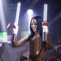 Nachtlichter wiederaufladbare LED-Blitzlicht 60cm Disco Champagne Flash-Stick Party Geburtstag Hochzeit Bar Club KTV Dekoration Lampe