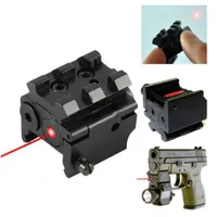 Outdoor Tactical Compacte Hunting Scopes Verstelbare Rode Laser Sight 1MW Mini Laser Illuminator met 20mm Rail Mount.