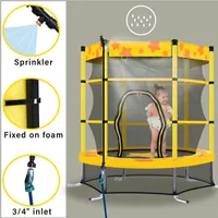 55-Zoll-Trampoline mit Sicherheitseingehäuse Net Outdoor-Innen-Trampolin für Kinder mit Wasser Sprinkler Max Last 100lbs Home Entertainment USA A19